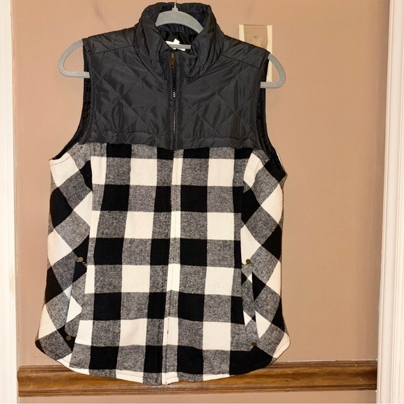Maurice’s Buffalo Plaid wool Flannel quilted Puffer Zip Vest black white large - Picture 2 of 6
